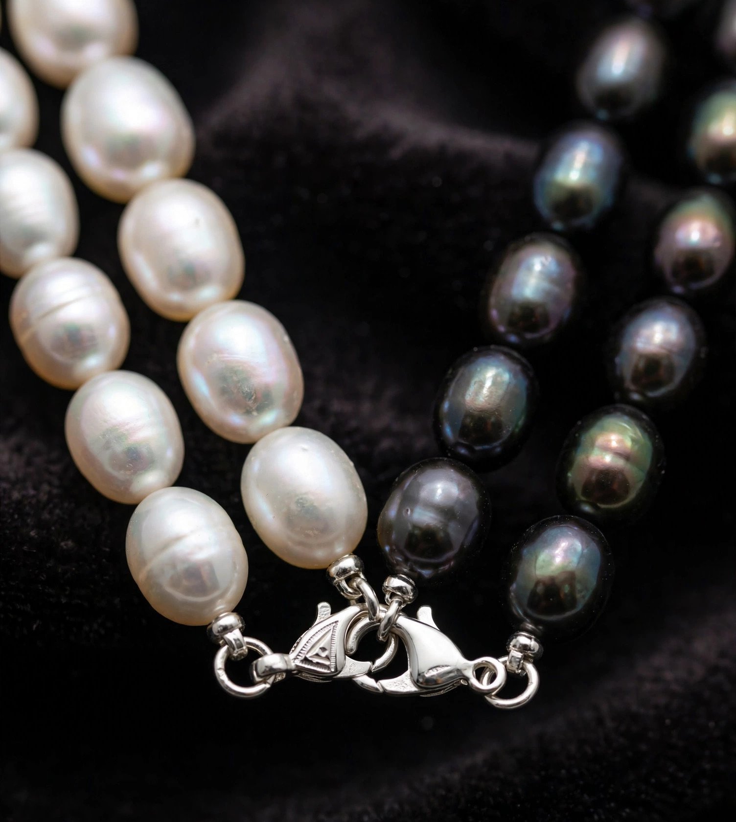 multi-strand-pearl-necklace-closeup-1